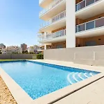 Your Algarve Base -bright 2br With Pool & Terrace 公寓 波尔蒂芒