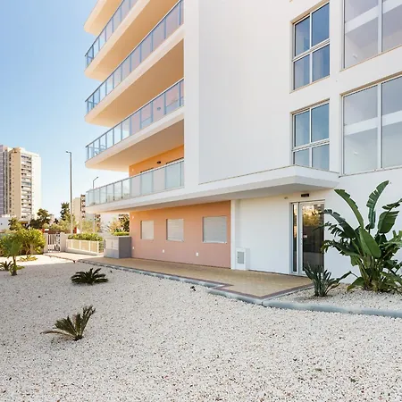 公寓 Your Algarve Base -bright 2br With Pool & Terrace 波尔蒂芒