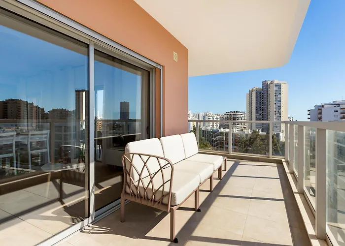 Your Algarve Base -bright 2br With Pool & Terrace