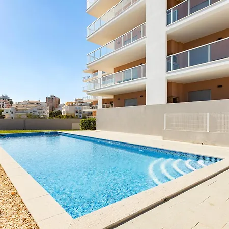 Your Algarve Base -bright 2br With Pool & Terrace Apartman Portimão